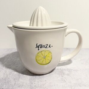Rae Dunn || Squeeze Juicer Lemon Magenta